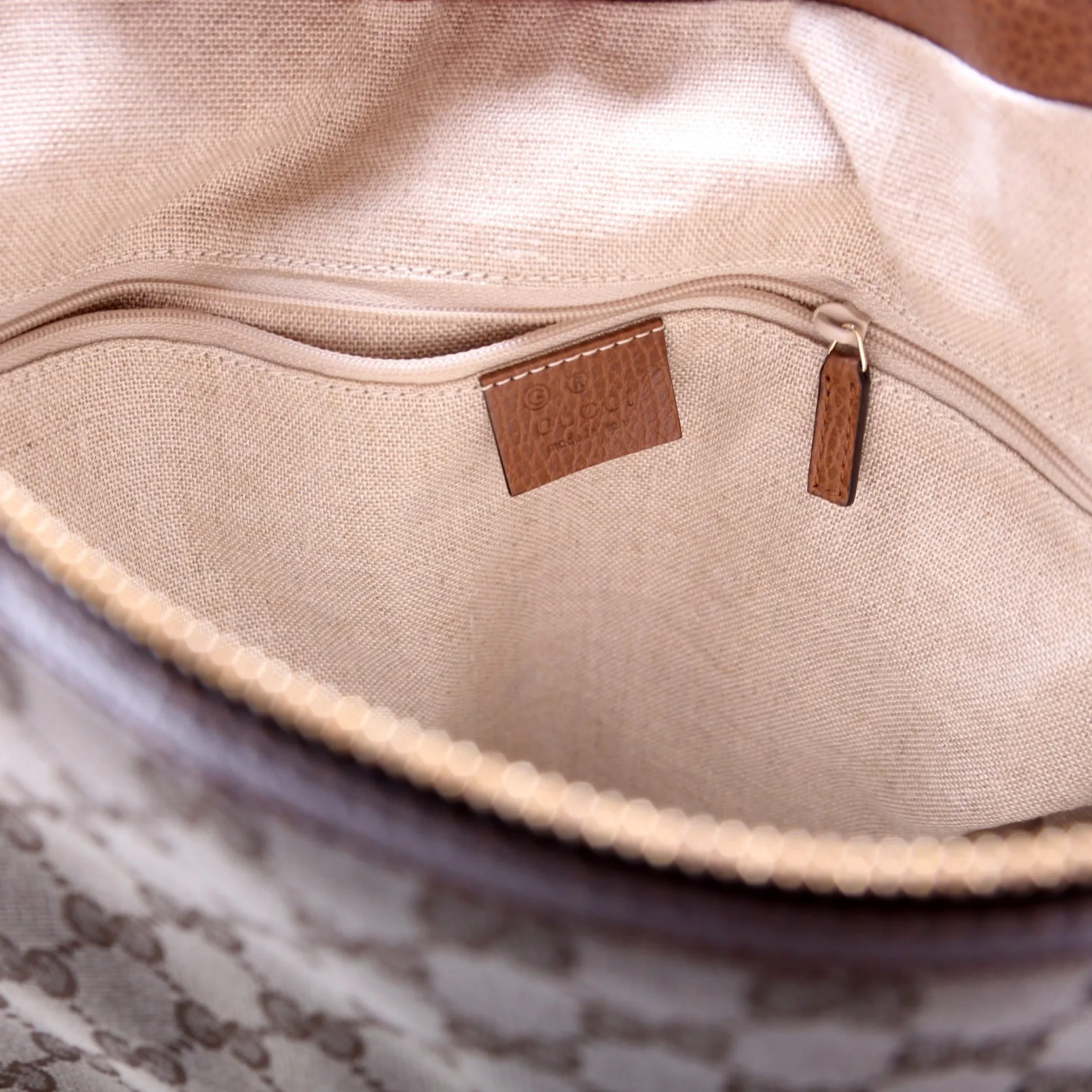 Bree Gucci Canvas Hobo 449244