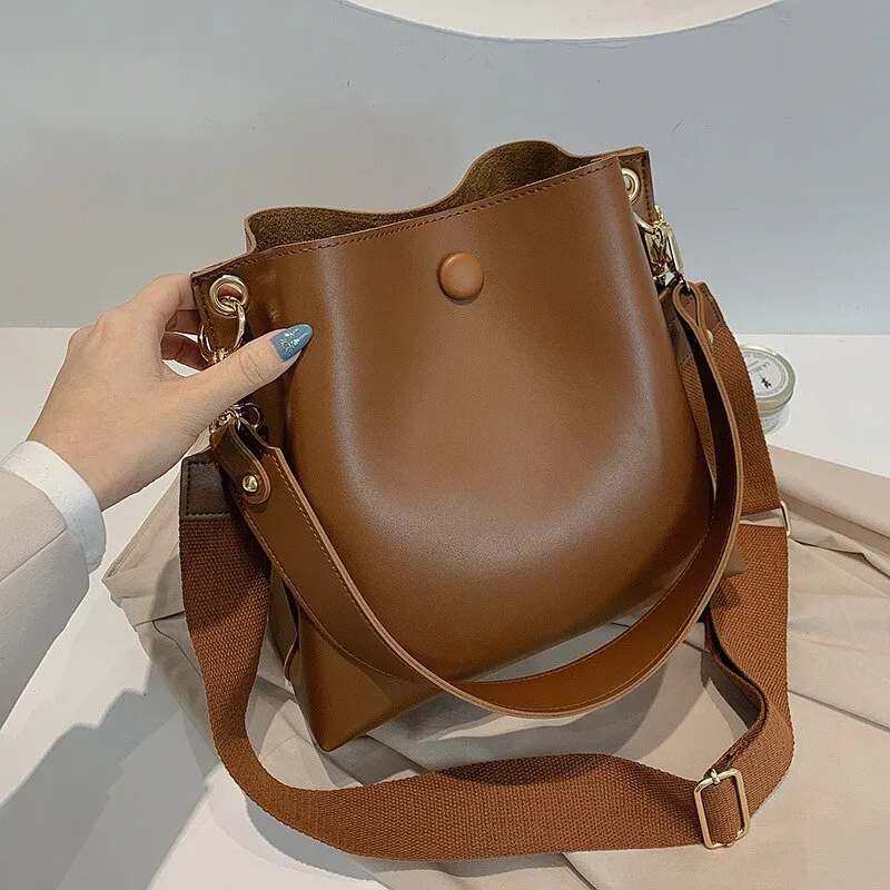 Casual wide strap buckets bag designer women shoulder bags luxury pu leather crossbody bag large capacity Handbags big totes