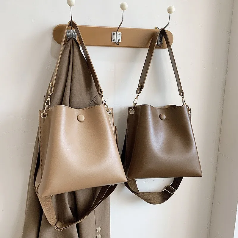 Casual wide strap buckets bag designer women shoulder bags luxury pu leather crossbody bag large capacity Handbags big totes