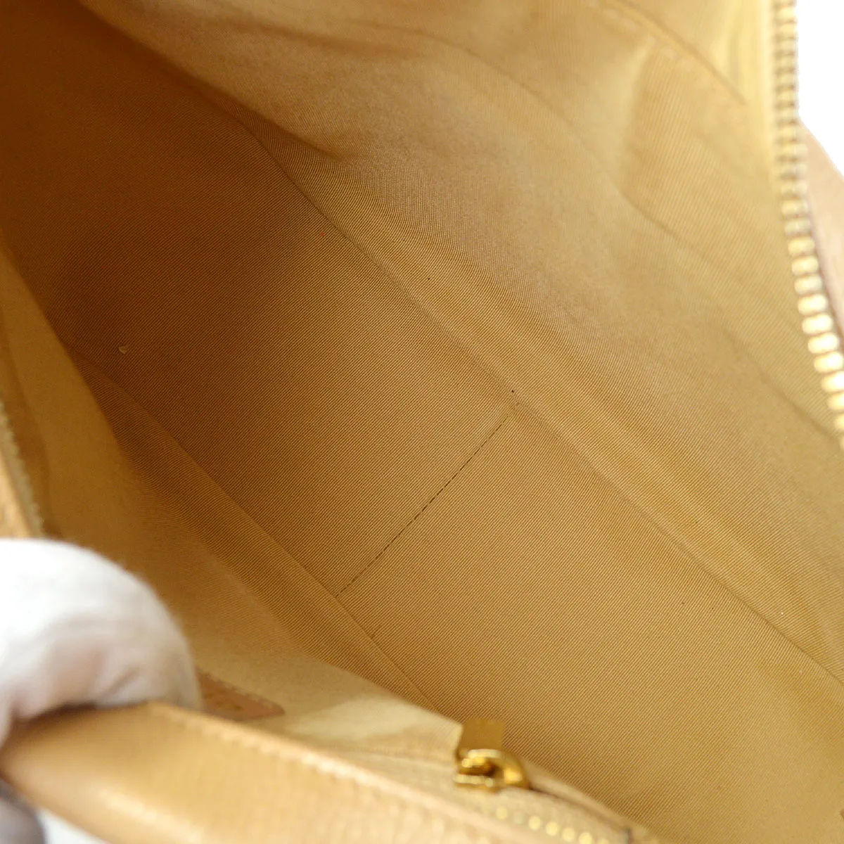 CHANEL 2003-2004 Hobo Bag Beige Caviar