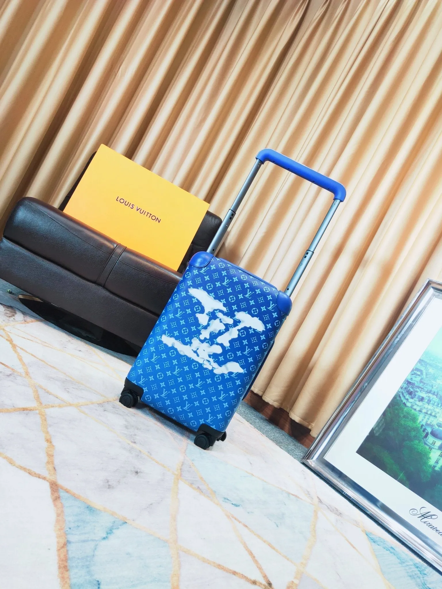 Louis Vuitton Horizon 55 Suitcase